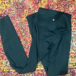 Blueish lululemon aligns